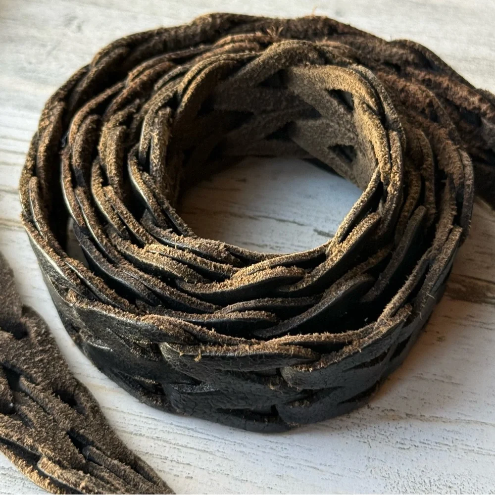 Vintage Dark Brown Leather Belt Open Weave Braided Woven Unisex OSFM (44/110)